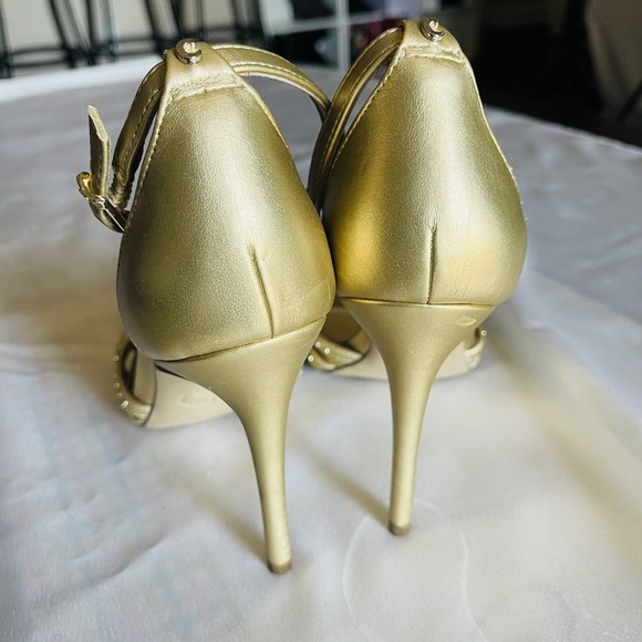 Circus by Sam Edelman Women's Gold Ankle Strap Stiletto Sandals Size 5.5 - Picture 4 of 8